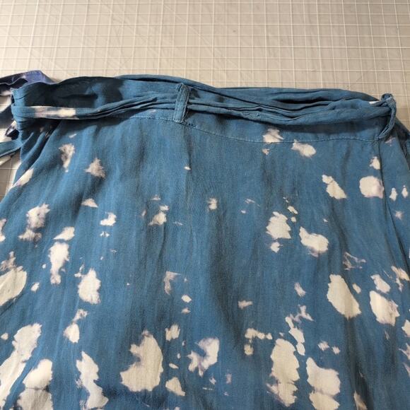 Surf Gypsy Blue & Cream Print Ruffled Rayon Wrap Skirt/Cover Up, size Large - Picture 3 of 8